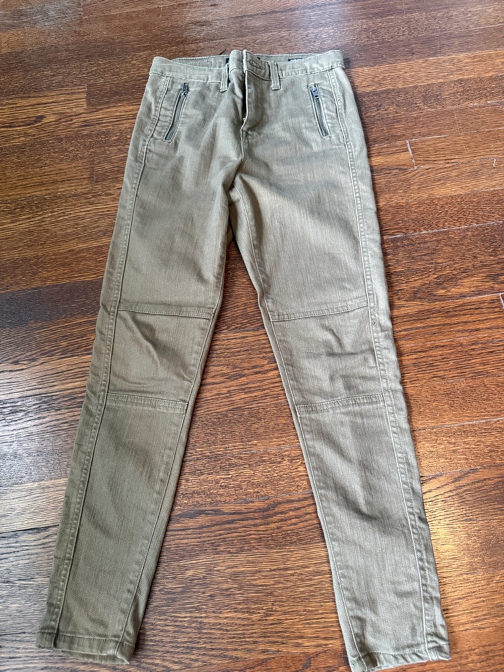 Sanctuary brand Olive green pants